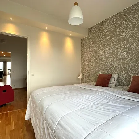 Aurora Sky Apartment